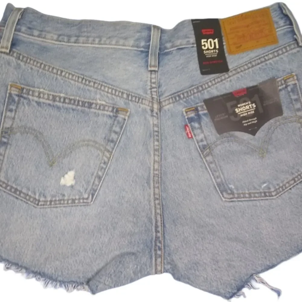 Levi's Cutoffs 502 Raw Hem Size 29 NEW - Picture 3 of 7